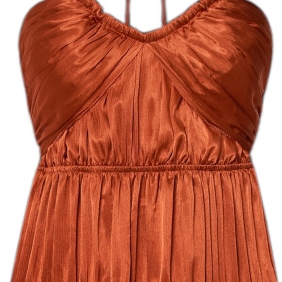 🔆 Showpo. EMMALYN MAXI DRESS Rust Orange Halter with Slit, Size 6 NWT - Picture 7 of 7